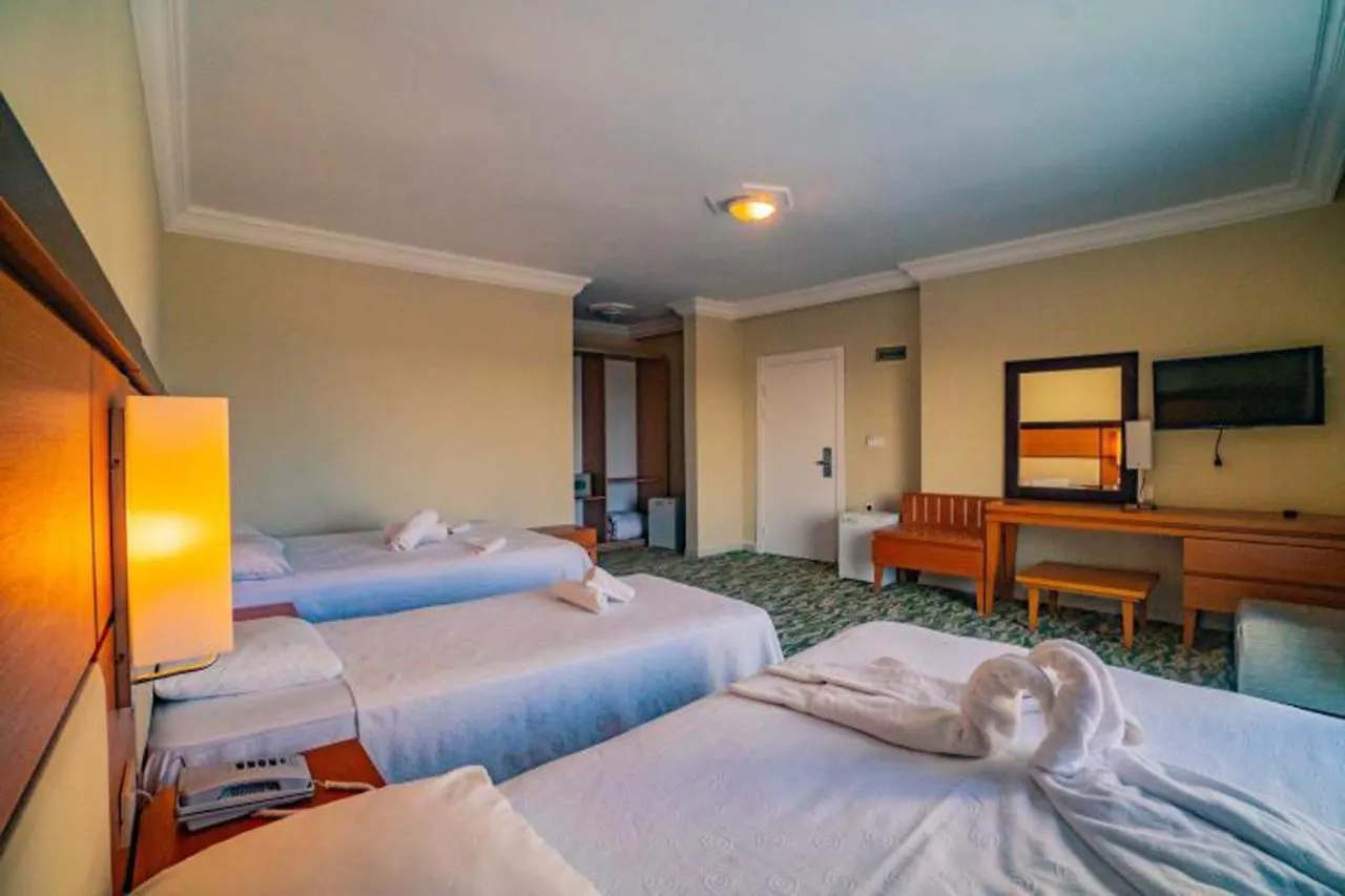Prenses Sealine Beach Hotel 塞里克