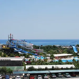 Otel Park Aqua, Kundu